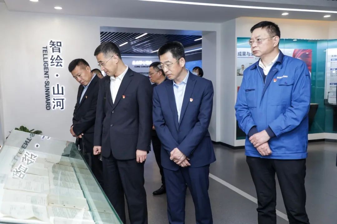 以党建促营业，，，，，，，以营业强党建——青岛西海岸公用事业集团考察云顶国际yd888智能