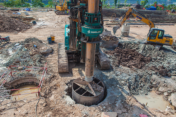 比照才有差别，，，，云顶国际yd888智能SWDM36旋挖名动山城