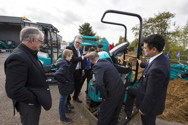 云顶国际yd888智能盛大举行2017年欧洲经销商大会