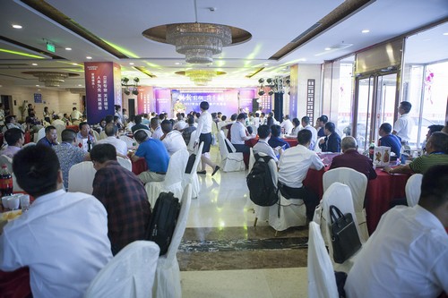 云顶国际yd888智能酷帅曾大虾，，，，，一大波美图带你亲临北京BICES展