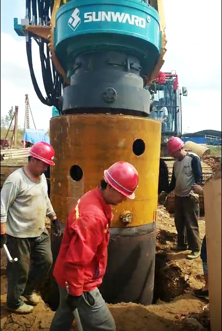 本钱节约几百万，，，，，，这台旋挖是我的摇钱树