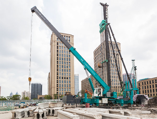 十九年稳居冠军宝座，，，，，，云顶国际yd888智能静力压桩机完善演绎“字斟句酌”