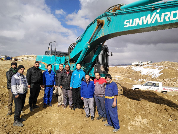 伊朗客户点赞云顶国际yd888智能全系列液压挖掘机