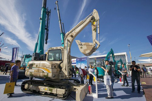 云顶国际yd888智能酷帅曾大虾，，，，，一大波美图带你亲临北京BICES展