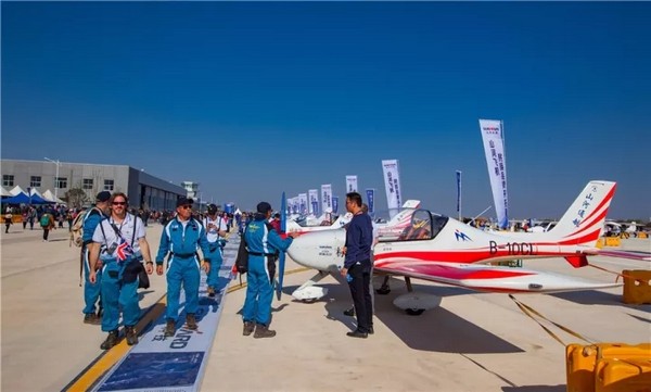 喂，，，，，看天下航行者大会了吗？？？？？？云顶国际yd888飞机豪华阵容别错过