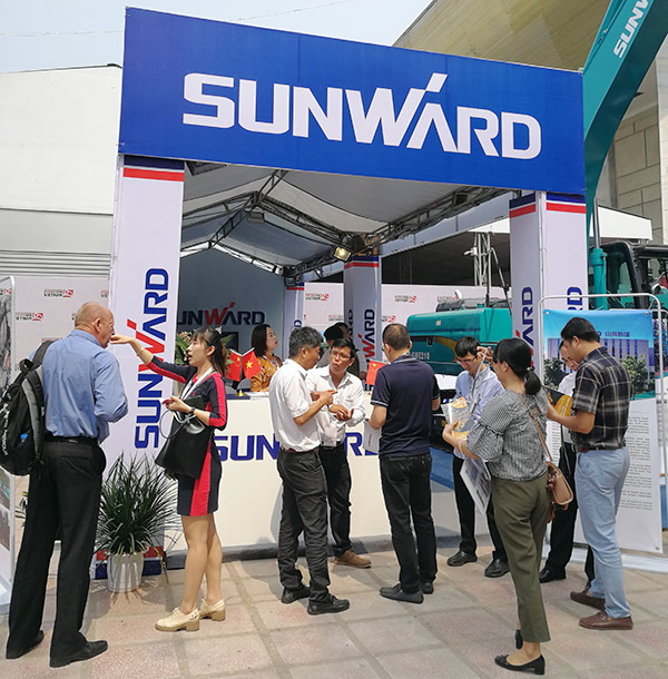 云顶国际yd888智能携全球领先凿岩装备，，，，，，，引爆越南矿业展