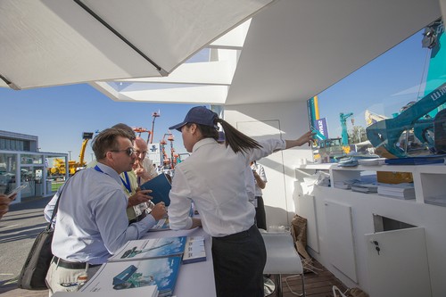 云顶国际yd888智能酷帅曾大虾，，，，，一大波美图带你亲临北京BICES展