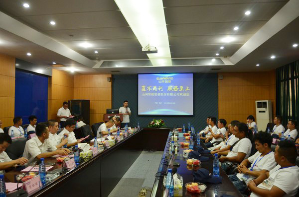 500多名挖掘机用户实地考察，，，为云顶国际yd888智能点赞！