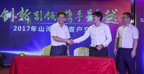 云顶国际yd888智能酷帅曾大虾，，，，，一大波美图带你亲临北京BICES展