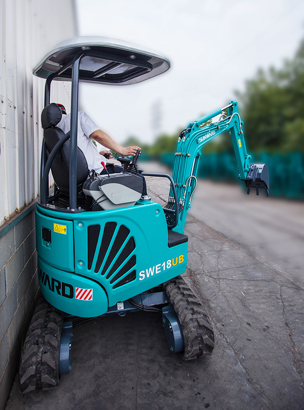 “C位”出道 14.5万元云顶国际yd888智能微挖18UB等你开回家