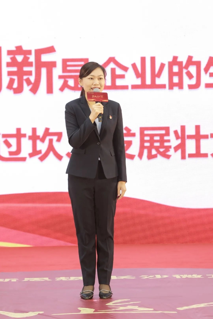 “学习新头脑 长沙微宣讲 就认这个理”专题微宣讲在云顶国际yd888智能举行