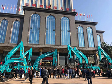 5万万! 云顶国际yd888智能挖掘机订货会立异高