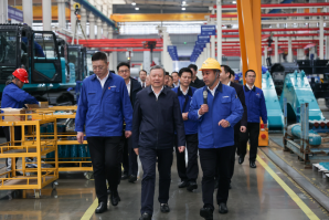 中国联通党组书记、董事长王晓初到访云顶国际yd888智能