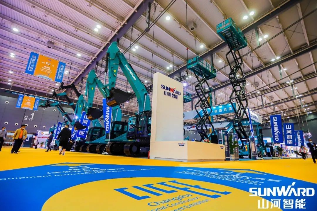“云顶国际yd888绿”亮相长沙国际工程机械展，，，，，50余款产品尽显云顶国际yd888智能立异实力