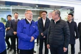 中国联通党组书记、董事长王晓初到访云顶国际yd888智能