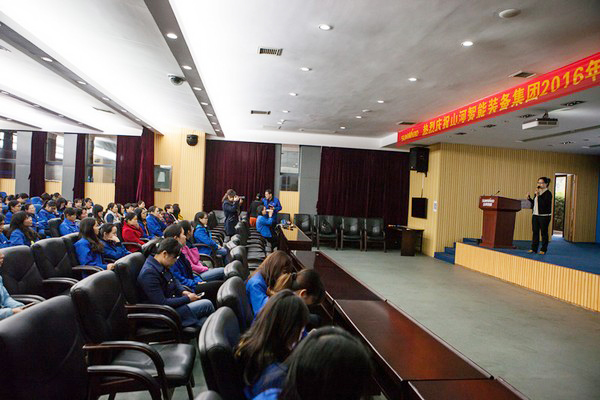 欢度三八节温暖云顶国际yd888家