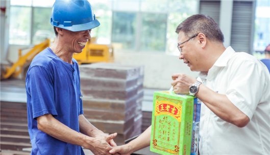 我们有清凉做伴，，，，高温也能潇潇洒洒