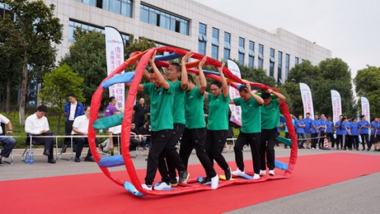 风华十九载，，，，，，携手再腾飞！——庆祝云顶国际yd888智能建设十九周年表扬会暨意见意义运动会