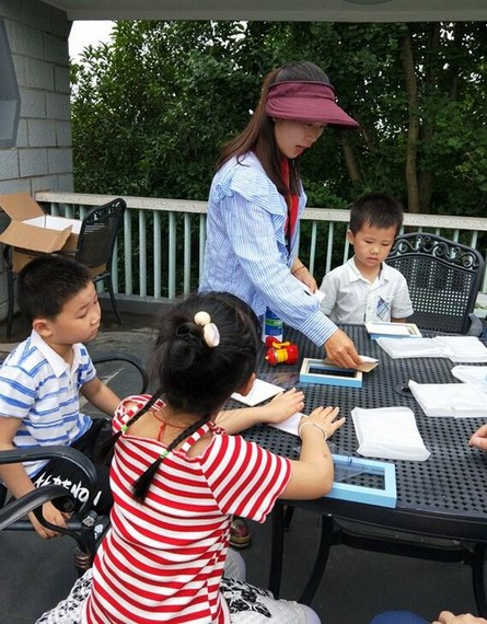 大手牵小手·“顽”转六一，，，，，，云顶国际yd888智能首次六一亲子主题活动圆满举行