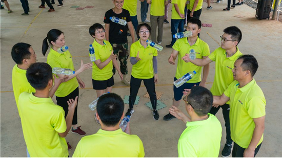 【夯基础 强执行 跨高度】2019云顶国际yd888智能挖掘机营销公司拓展训练营顺遂开展