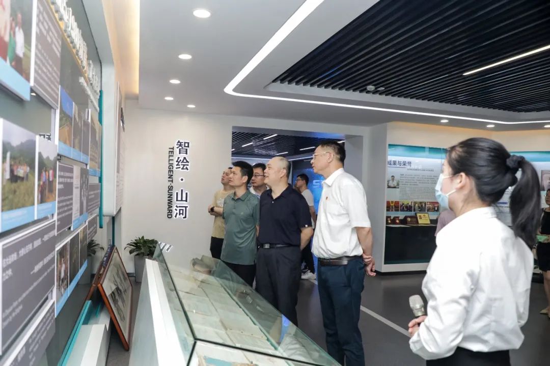 国防科大北斗团队考察云顶国际yd888智能