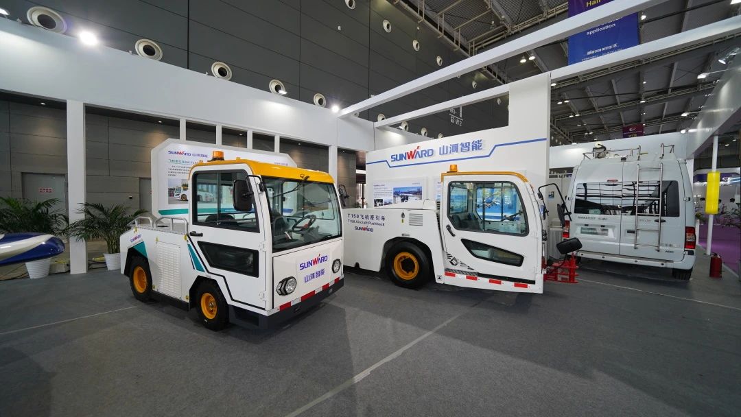 明星产品受追捧，，，，，云顶国际yd888航空携多款产品精彩亮相2021年湖南航展