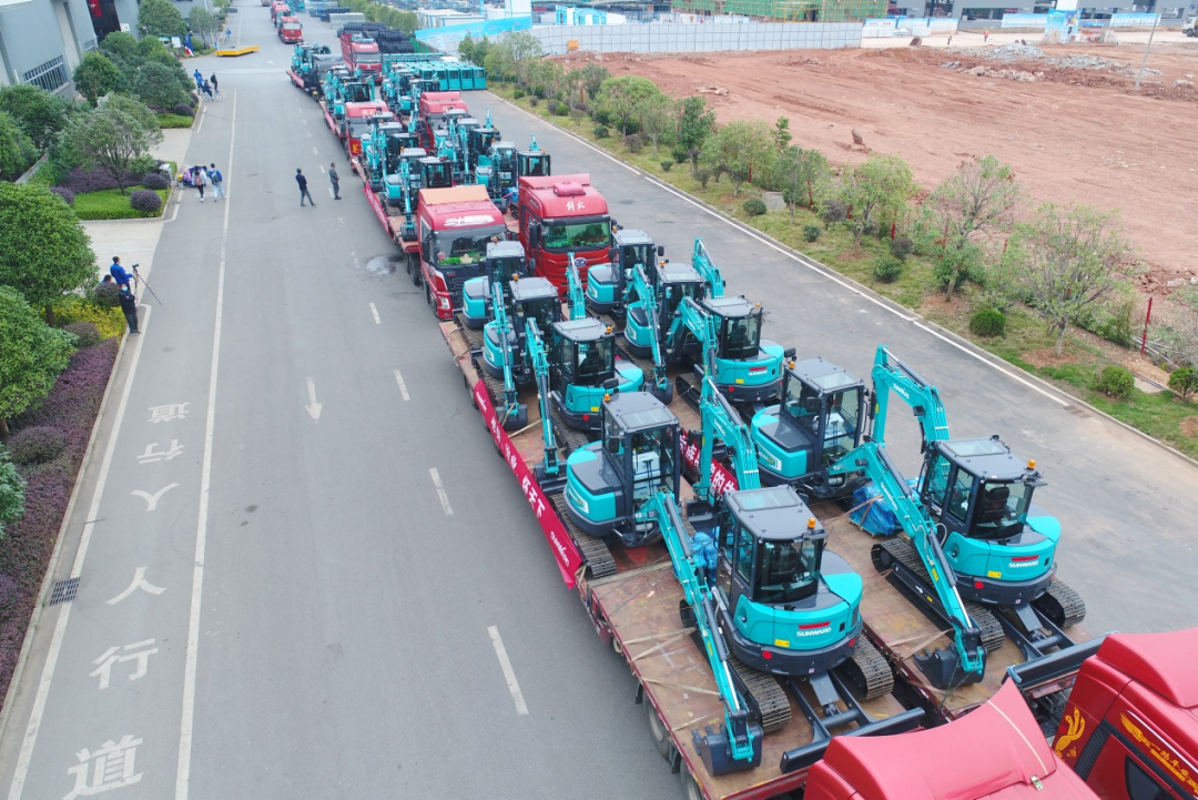 助力祖国西南地区建设！云顶国际yd888智能海内首批SWE60UF无尾挖掘机批量交付