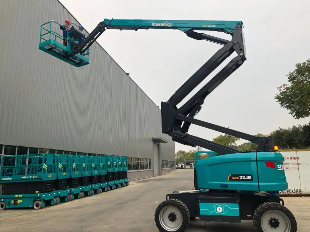 同级别作业高度最高！云顶国际yd888智能首款自主研发电动臂式高空作业平台下线