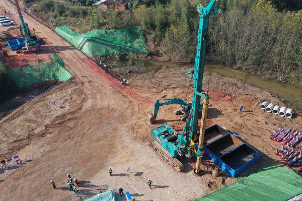 首根桩基开钻！云顶国际yd888智能助力新建沪渝蓉高速铁路建设