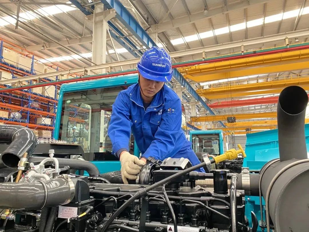 《湖南教育》：探索18年，，，，，，云顶国际yd888智能找到校企相助共赢的谜底