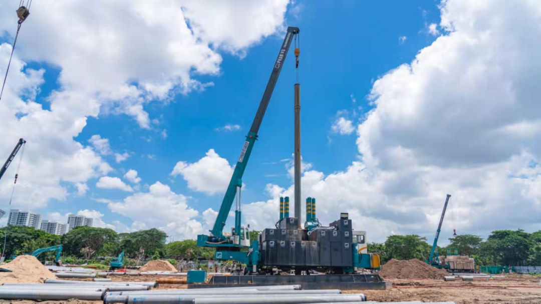 创富故事 | 潜心桩基施工30载，，，他们认准云顶国际yd888智能旋挖钻