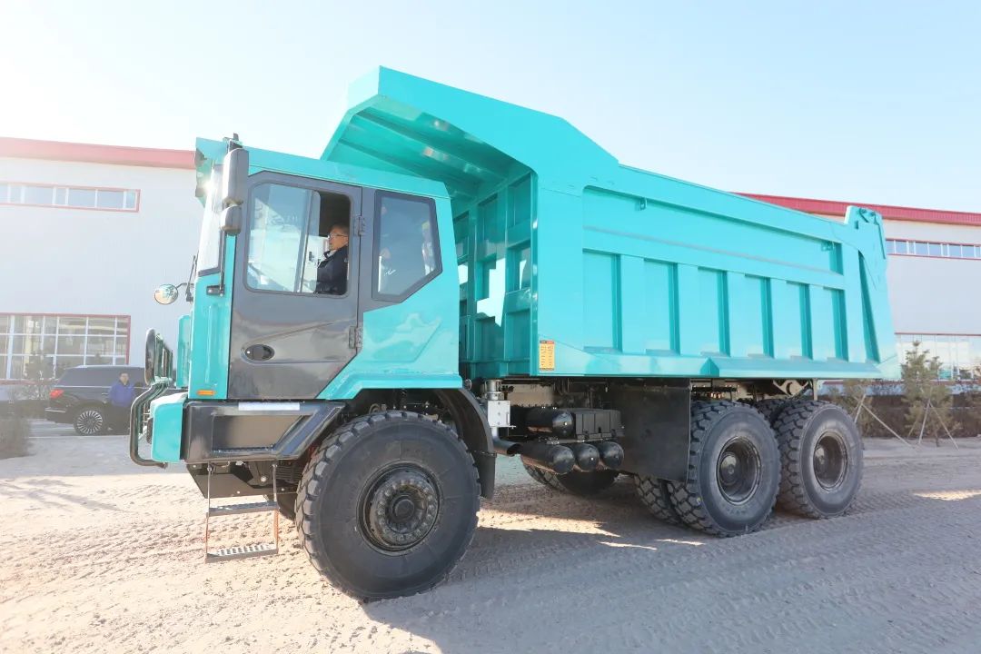 一连助力“双碳”目的！云顶国际yd888智能（鄂尔多斯）绿色智慧矿山研究院正式建设