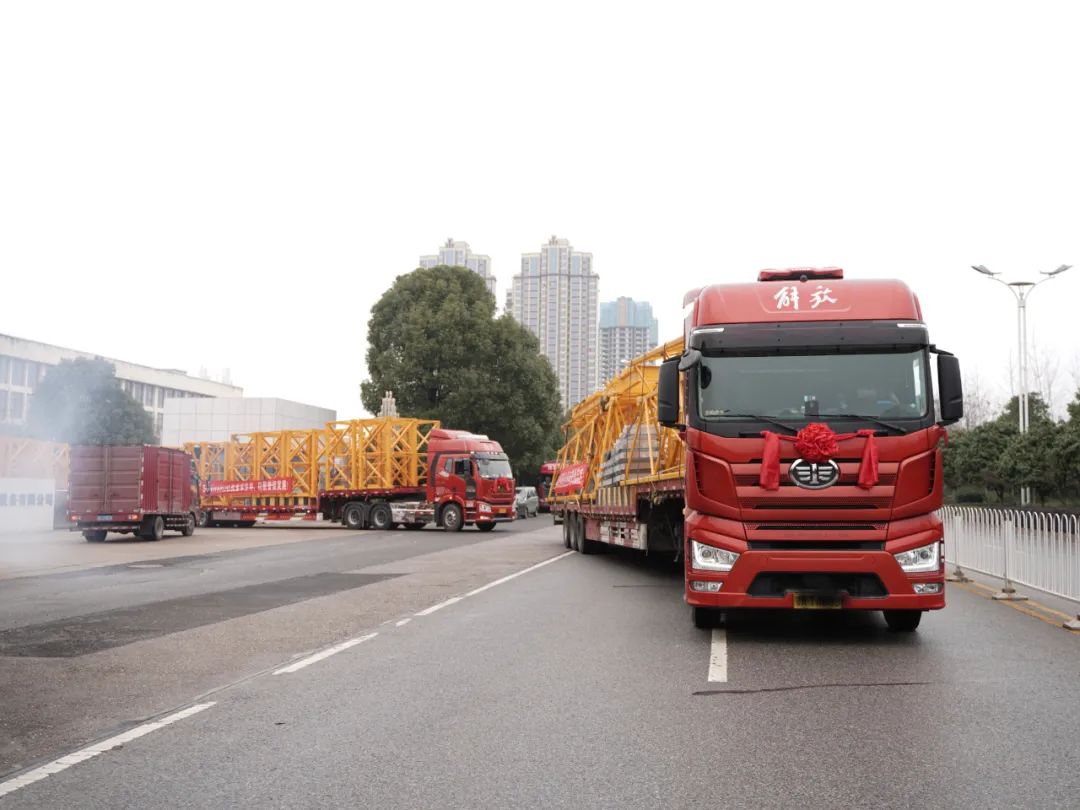 “虎”力全开！云顶国际yd888江麓开门红发货仪式盛大举行