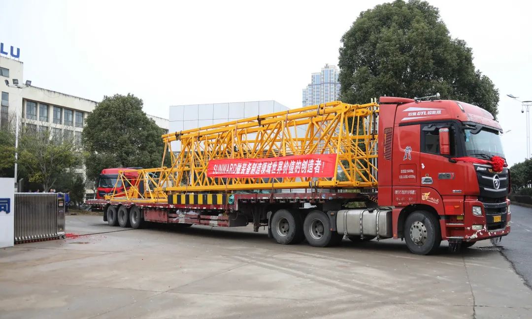 “虎”力全开！云顶国际yd888江麓开门红发货仪式盛大举行