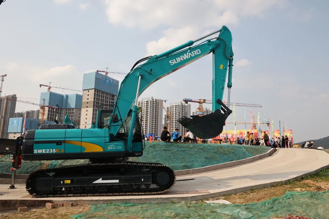 硬实力+软手刺！云顶国际yd888智能协拍电视剧《重中之重》开机