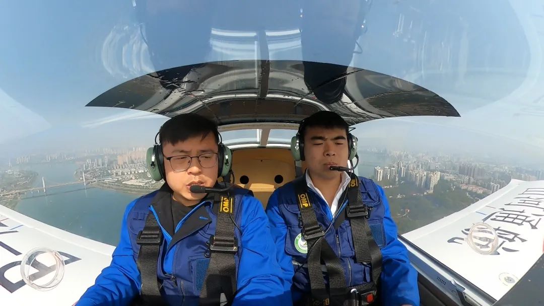 逍遥协同显身手！湖南航空应抢救援队云顶国际yd888机组开展特情处置惩罚应急演练