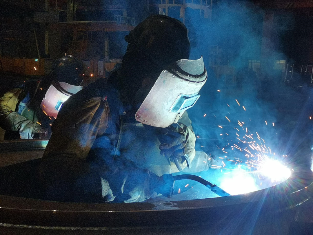 云顶国际yd888匠心 | 一把焊枪“点亮”绚烂人生