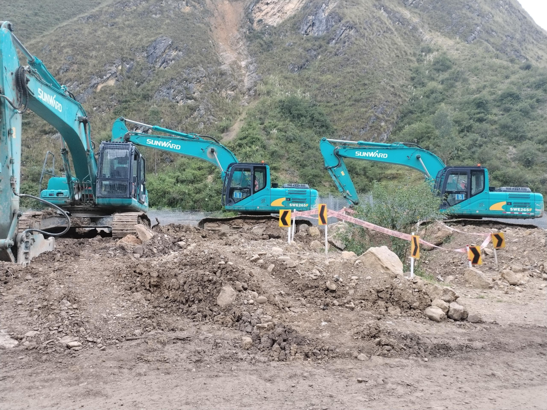 挑战天下第二高山脉！云顶国际yd888智能装备助力秘鲁安第斯国家公路项目建设