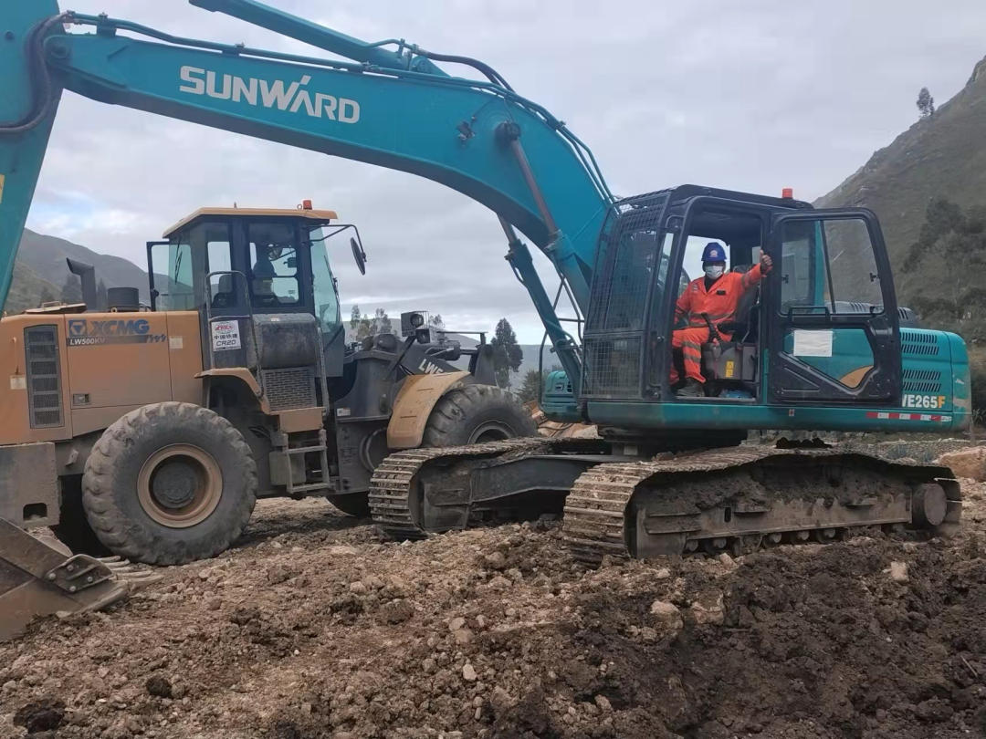 挑战天下第二高山脉！云顶国际yd888智能装备助力秘鲁安第斯国家公路项目建设