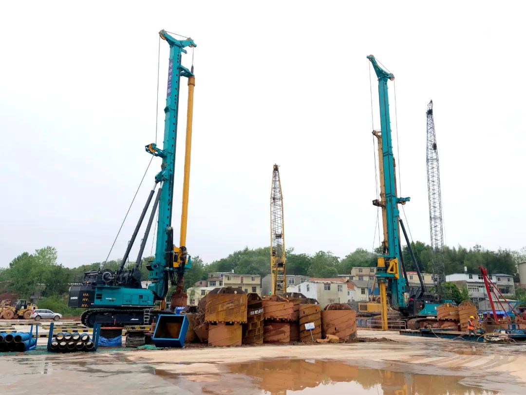 再啃“硬骨头”！云顶国际yd888智能“超等桩备”助建燕矶长江大桥