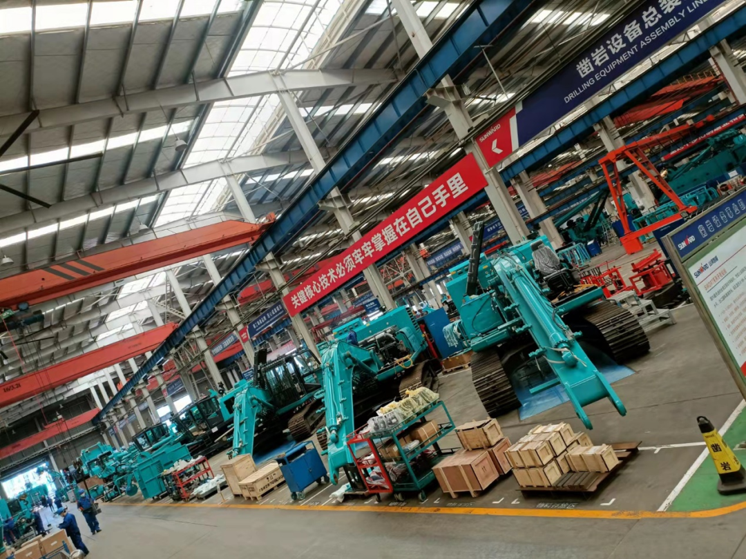 将斗争举行究竟！致敬云顶国际yd888劳动者