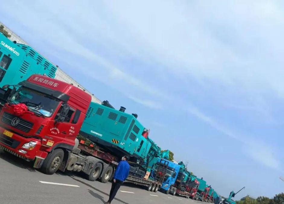 将斗争举行究竟！致敬云顶国际yd888劳动者