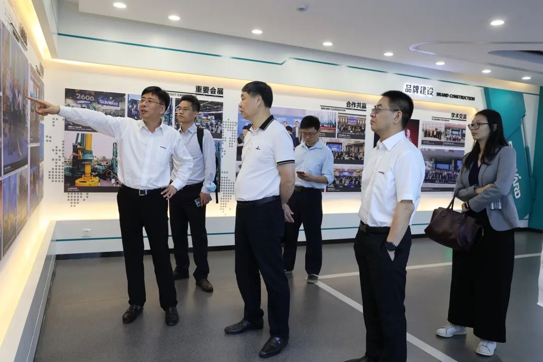 广州工控集团副总司理李绍康调研云顶国际yd888智能