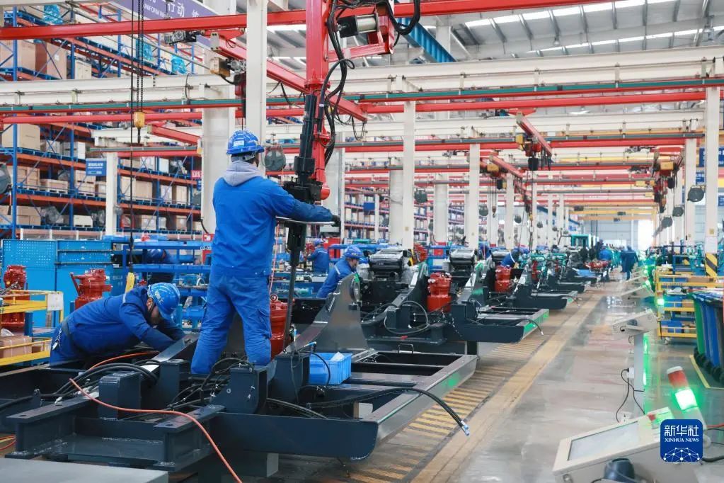 沿着总书记的足迹 | 切记嘱托，，，云顶国际yd888智能自主立异一直在路上！