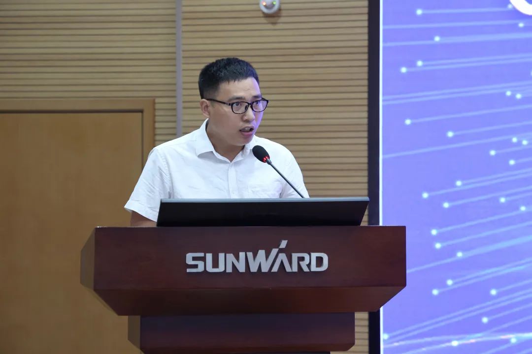 立异引领，，，，，，，智造未来！“2022院士专家长沙行”高端装备高质量生长钻研会盛大举行