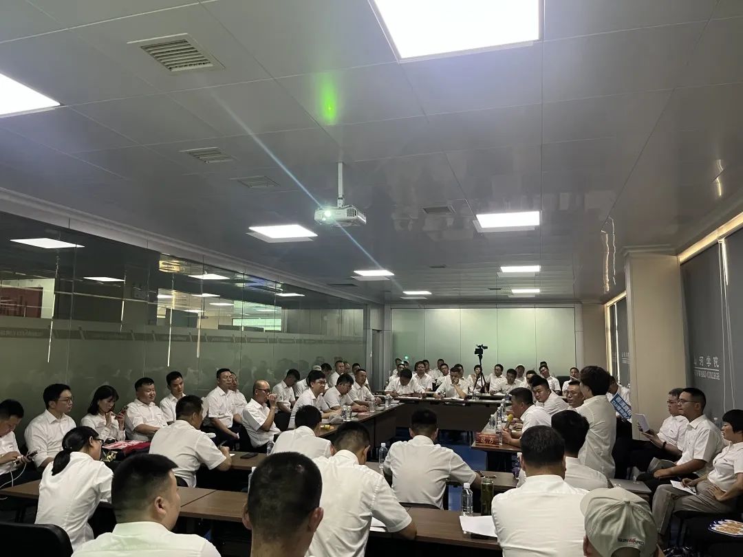 名堂秀实力，，，，，，，为效劳竞技！快来见识下云顶国际yd888智能这场“交锋大赛”