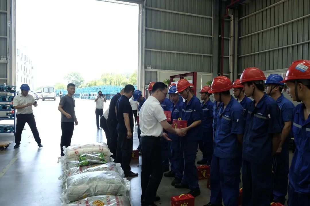 长沙市总工会慰问云顶国际yd888智能一线员工