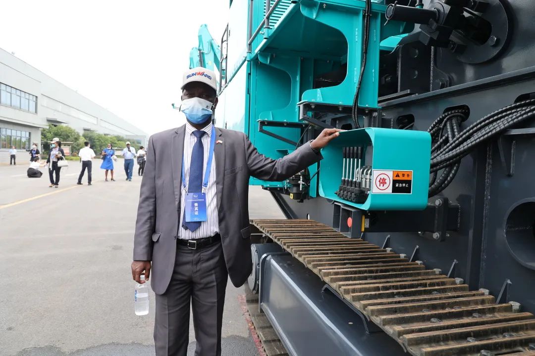 非洲驻华使节走访云顶国际yd888智能