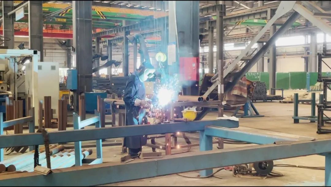 图集 | 战高温，，，，迎“烤”验！云顶国际yd888人在行动