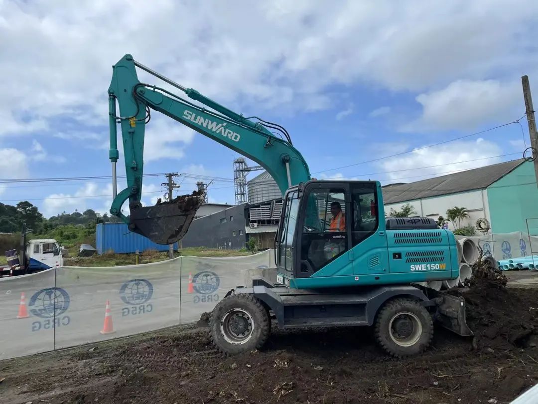 “云顶国际yd888绿”迈向南太平洋岛，，，，云顶国际yd888智能轮挖助力斐济基础设施建设